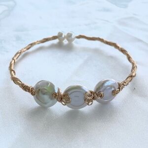 Wired 3 White Pearls Bracelet